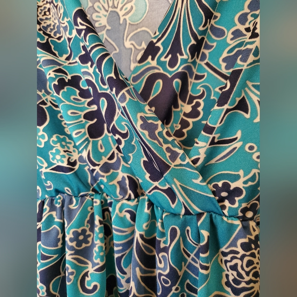 Como Woman Floral Shirt Size 1X - Picture 2 of 6